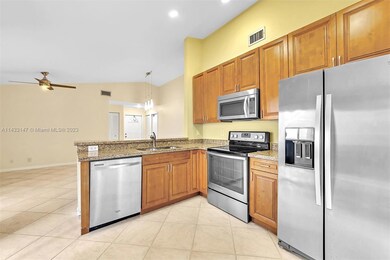 1271 Seagrape Cir, Weston, FL 33326 - photo 7