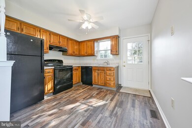 176 Popodickon Dr, Boyertown, PA 19512 - photo 6