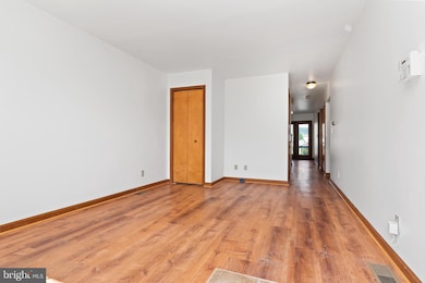 98 Tory Cir, Enola, PA 17025 - photo 5