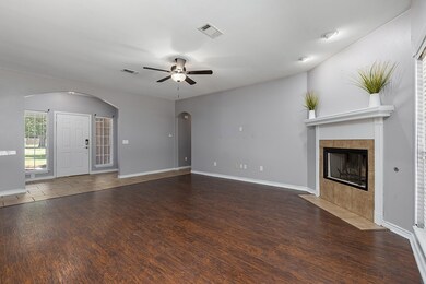 225 Hunters Glen Dr, Lufkin, TX 75904 - photo 7