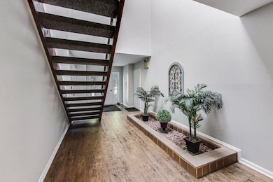 534 River Front Cir unit 604, Naperville, IL 60540 - photo 4