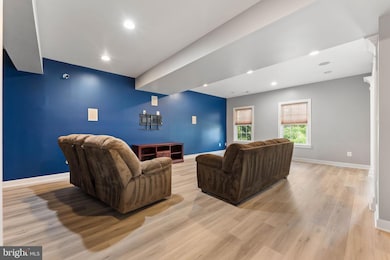 42524 Rowderbury Square, Chantilly, VA 20152 - photo 3