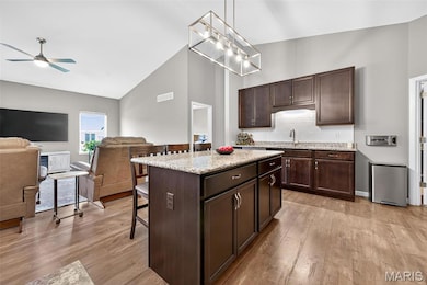412 Charlestowne Place Dr, Saint Charles, MO 63301 - photo 7