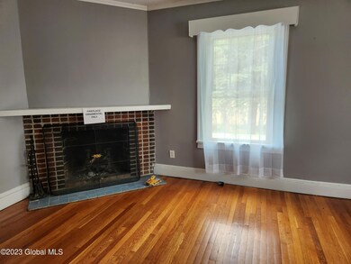 9 Duncan Ln, Troy, NY 12180 - photo 3