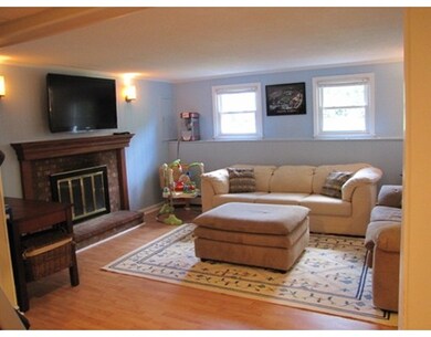 123 Bumble Bee Cir, Shrewsbury, MA 01545 - photo 3