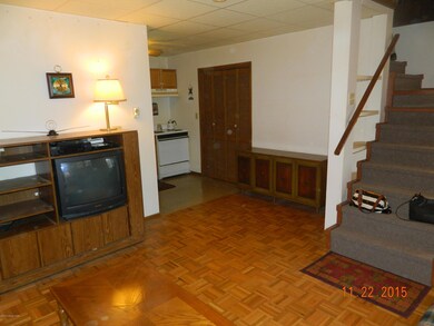 252 Pine Tree Dr, Cresco, PA 18326 - photo 4