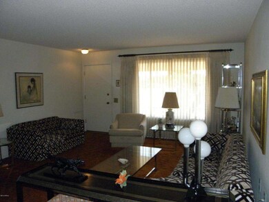 9602 W Granada Dr, Sun City, AZ 85373 - photo 3