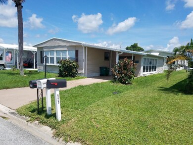 View right side of home