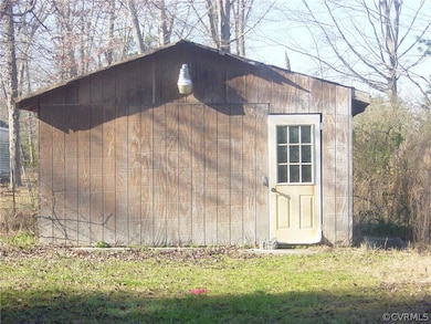 632 Powcan Rd, Bruington, VA 23023 - photo 4