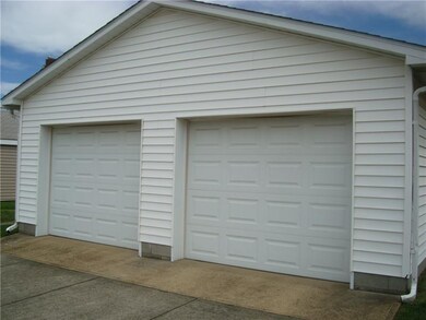 19 Avenue E, Latrobe, PA 15650 - photo 3