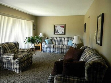 3217 W 24th St, Erie, PA 16506 - photo 4