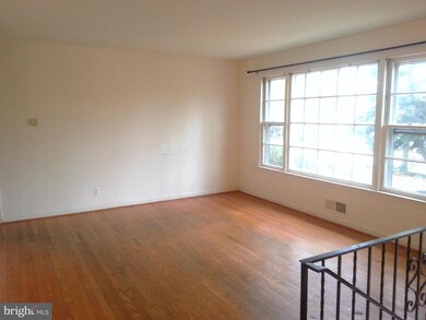 2227 Forest Glen Rd, Silver Spring, MD 20910 - photo 2