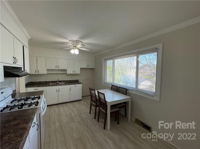 2531 Abelwood Rd, Charlotte, NC 28216 - photo 6