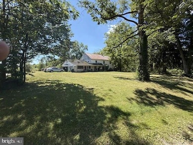 370 Grahams Wood Rd, Carlisle, PA 17015 - photo 3