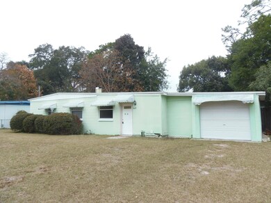 5609 Kimbrell Dr N, Jacksonville, FL 32210 - photo 2