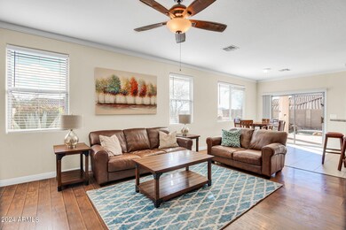 2507 W Whitman Dr-17