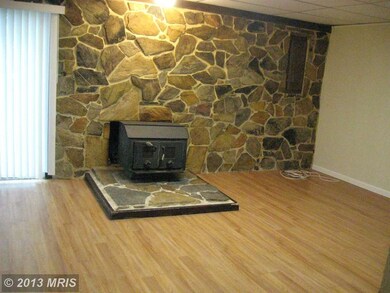 11725 Summer Oak Dr, Germantown, MD 20874 - photo 3