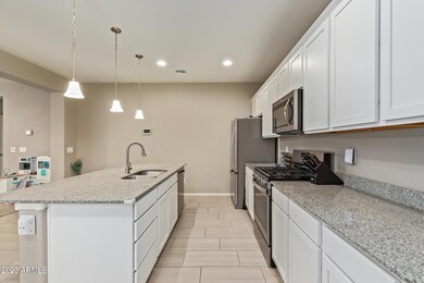 318 N Sandal, Mesa, AZ 85205 - photo 6