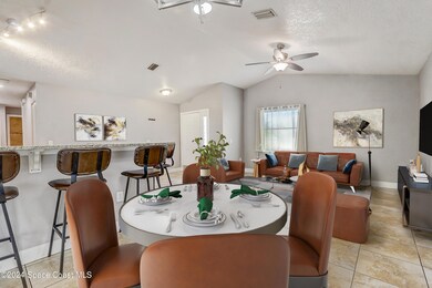 6725 Alazan Ave - 007_final