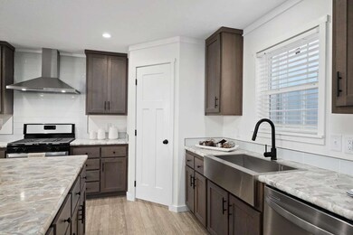 10 Beth Dr, Concord, NH 03303 - photo 6