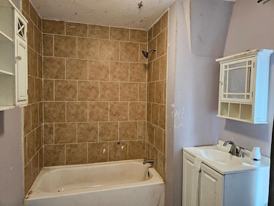 1212 Saint Joseph Ave, Albert Lea, MN 56007 - photo 6