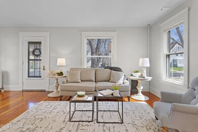 22 Washington Rd, Schenectady, NY 12302 - photo 5