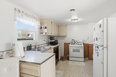 unlisted-address, Crete, IL 60417 - photo 6