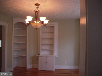 5768 Oakland Rd, Sykesville, MD 21784 - photo 4