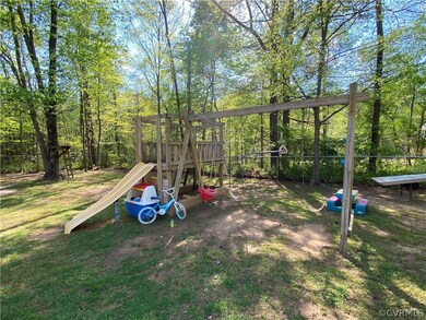 12321 Genito Rd, Amelia Court House, VA 23002 - photo 7