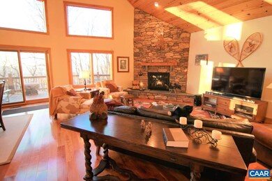 284 Hickory Spring Rd, Roseland, VA 22967 - photo 5