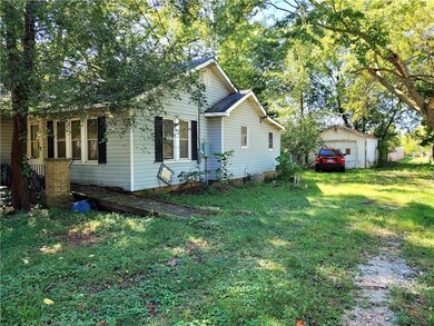 503 NW B St, Bentonville, AR 72712 - photo 2