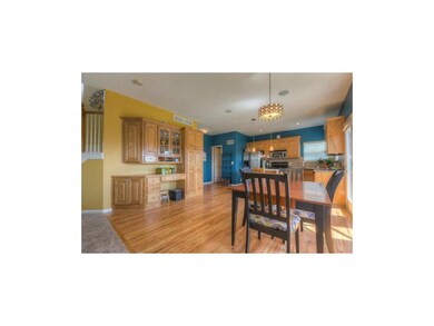 Eat-in Kitchen