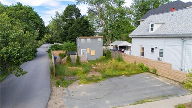 14 Burnside St, Providence, RI 02905 - photo 5