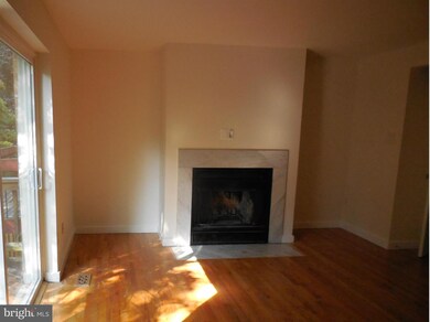 10617 High Beam Ct, Columbia, MD 21044 - photo 7