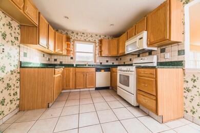 25 Scenic Freehold-4