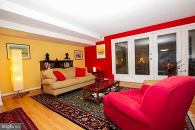 1040 Deer Ridge Dr unit 405, Baltimore, MD 21210 - photo 4