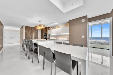 Paramount at Miami Worldcenter unit 3711, Miami, FL 33132 - photo 3