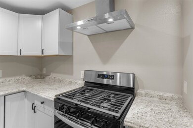 1013 Walnut Ave, Rosenberg, TX 77471 - photo 6