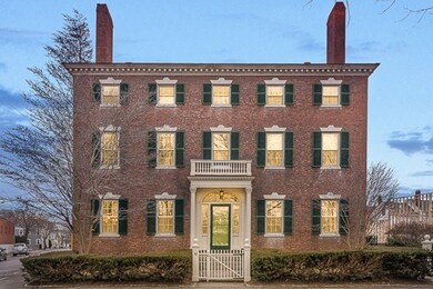 92 Washington Square E unit 1, Salem, MA 01970 - photo 2