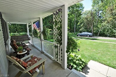 881 Maplewood Ave, Sheffield Lake, OH 44054 - photo 3