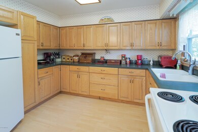 602 Marsh Rd-107
