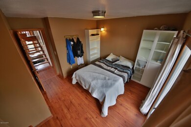 Bedroom (2)