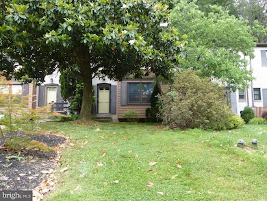 144 Bishop Dr, Aston, PA 19014 - photo 2