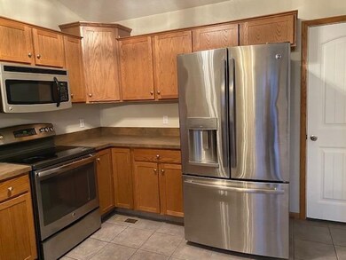 103 E 6th Street Ct, Cimarron, KS 67835 - photo 7