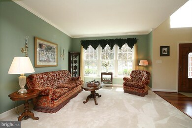 472 Hawkridge Ln, Sykesville, MD 21784 - photo 4