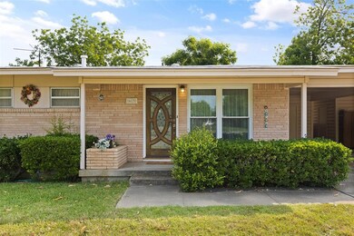 613 Ridgecrest Dr, Hurst, TX 76053 - photo 5