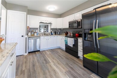 4707 Woods Edge Rd, Virginia Beach, VA 23462 - photo 5