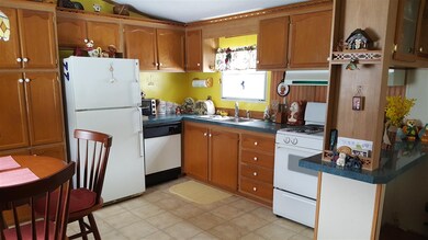 22 Balsam, Boscawen, NH 03303 - photo 4