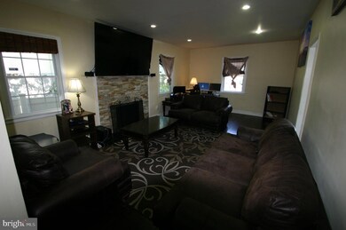 706 Montgomery St, Laurel, MD 20707 - photo 7