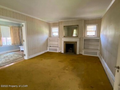 241 Reynolds St, Kingston, PA 18704 - photo 4